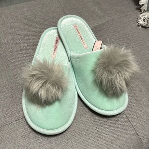 Victoria Secret Light Blue Turquoise Slippers Pom Pom